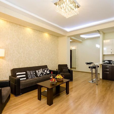 New! - Downtown Apartment Тбілісі Екстер'єр фото